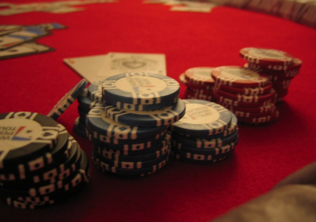 Understanding the Appeal of Online Slots in Sports Betting Culture