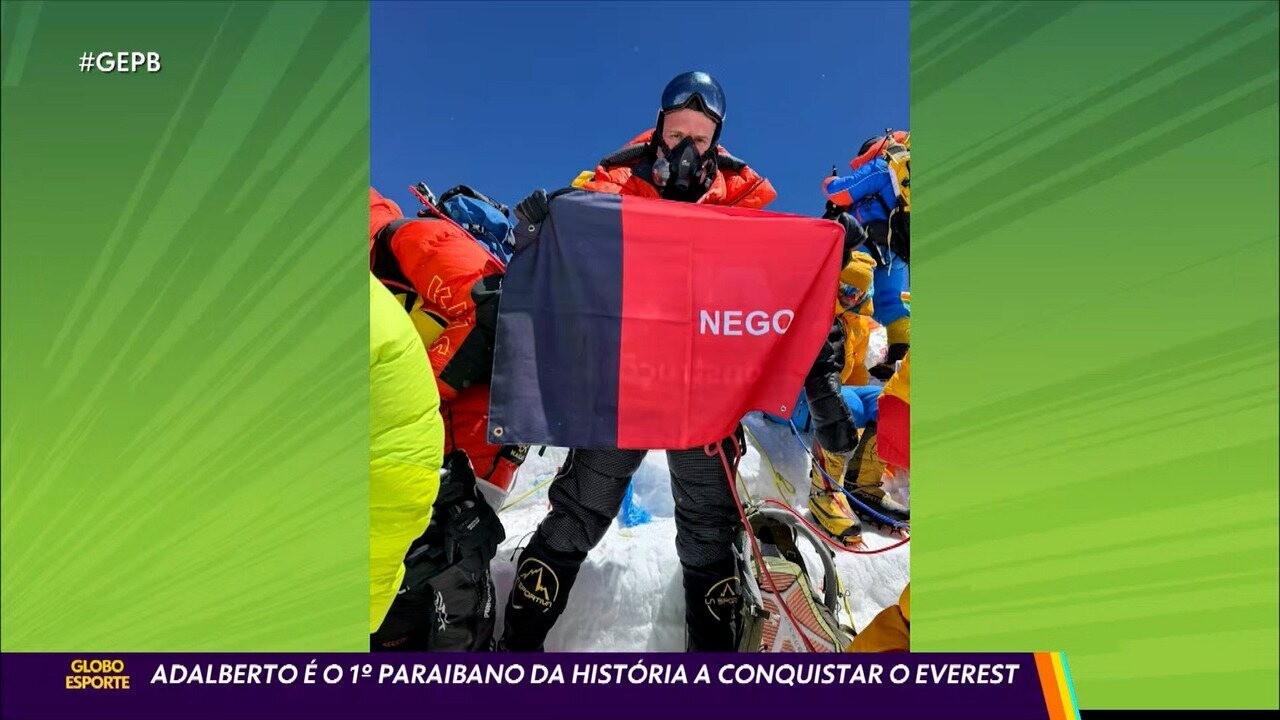 Brasileiro relata “congestionamento” e espera de duas horas no cume do Everest