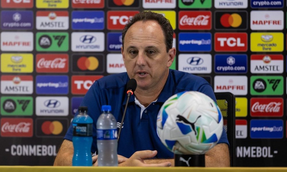 Ceni lamenta “vantagem entregue fácil” em nova derrota do Bahia