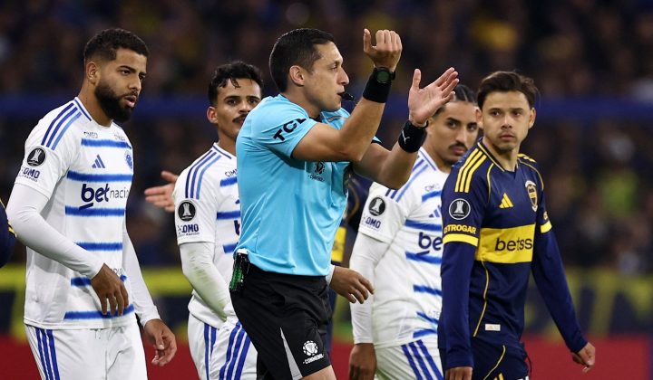 Imprensa argentina e jogadores do Boca Juniors criticam arbitragem em empate com o Cruzeiro na Libertadores