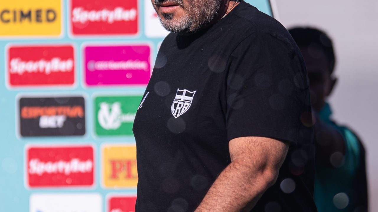 Barroca celebra vitória tática do CRB sobre o Sport e ressalta evolução do time na Série B