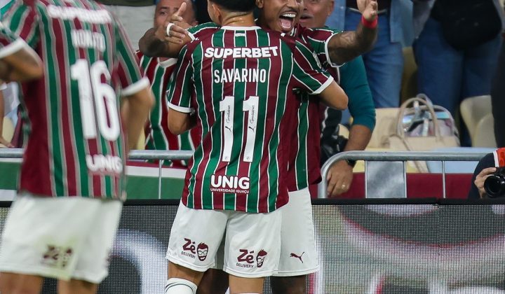 Como Clubes Brasileiros Devem Navegar na Libertadores e Sul-Americana: Estratégias para Viagens, Altitude e Arbitragem