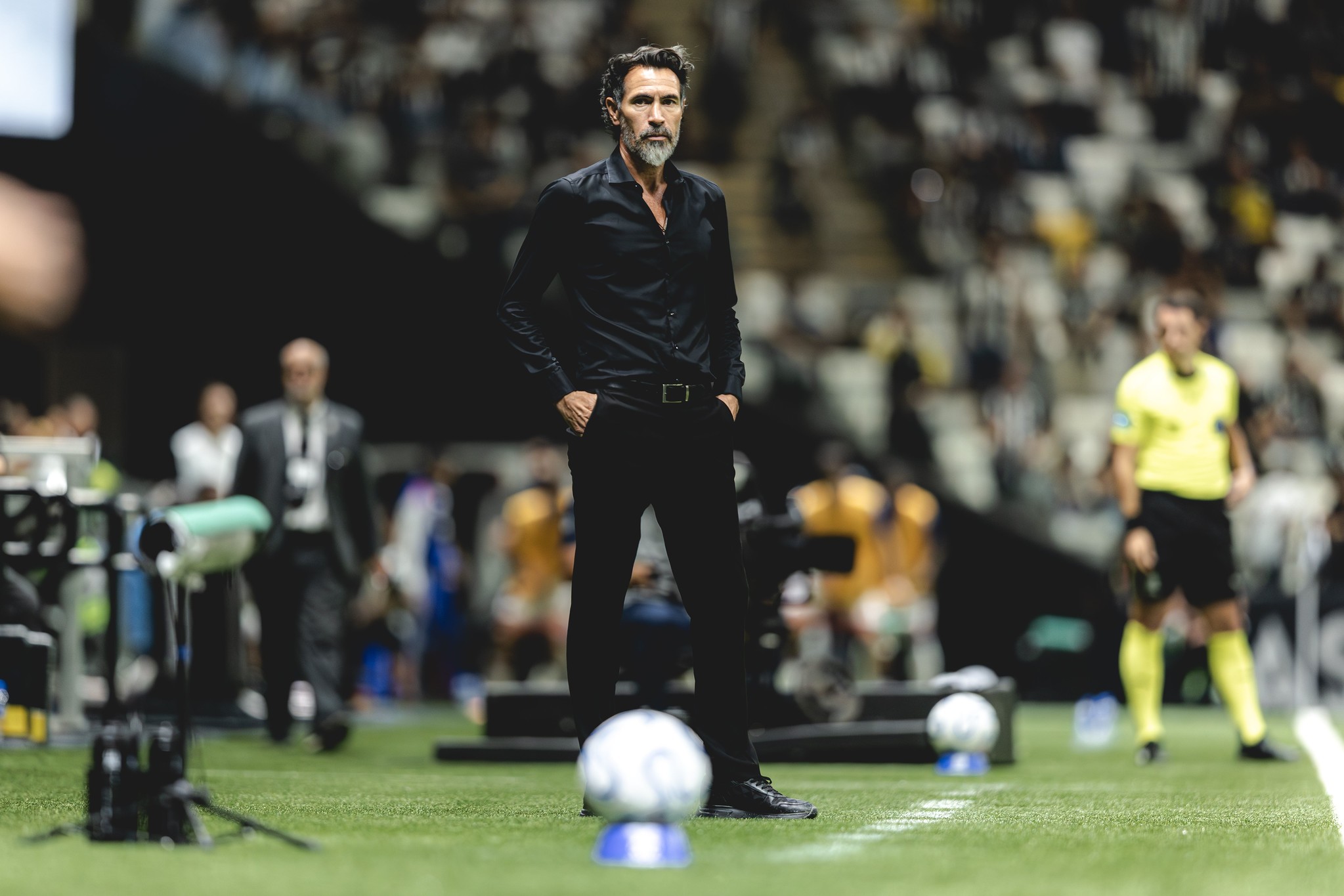 Técnico Eduardo Domínguez do Atlético-MG em entrevista coletiva