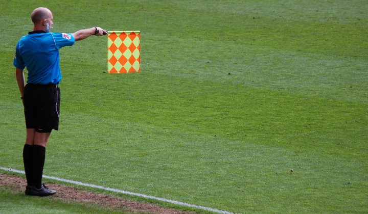 Entendendo as Regras do Impedimento no Futebol