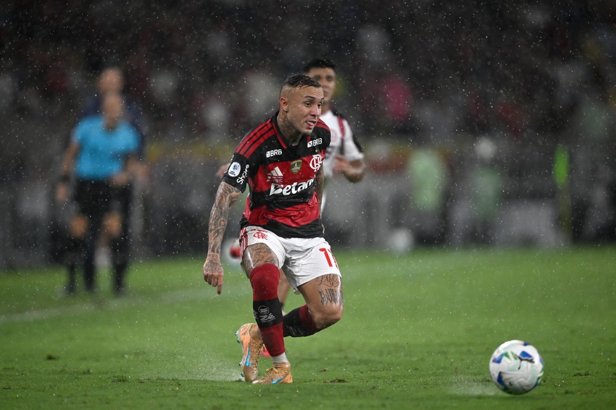 Jogadores do Flamengo em treinamento