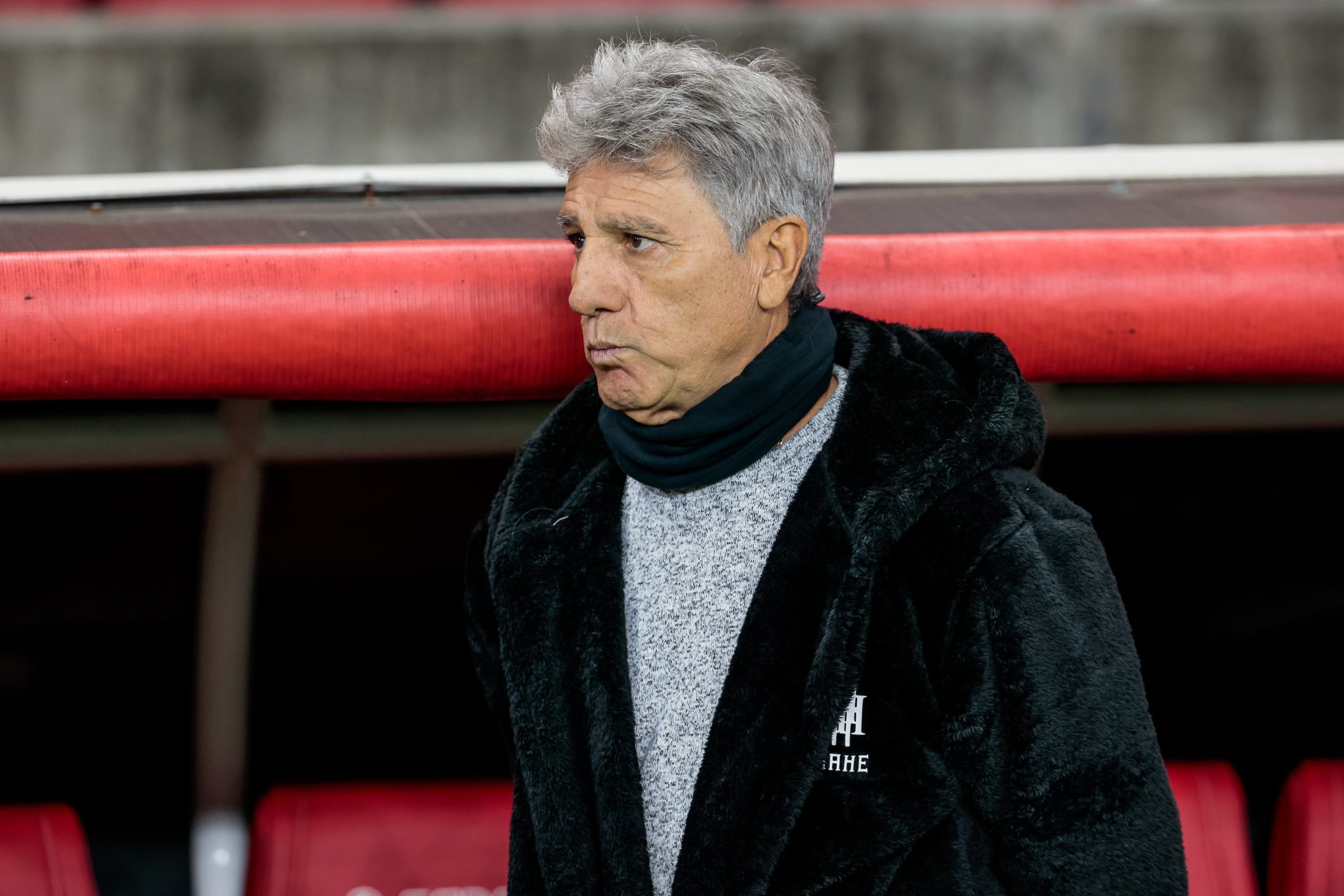 Jogadores do Vasco em campo em São Januário