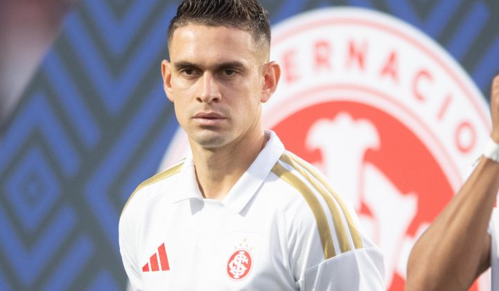 Inter agrava ineficiência ofensiva e soma erro de Borré a falhas do ano em derrota para o Vitória