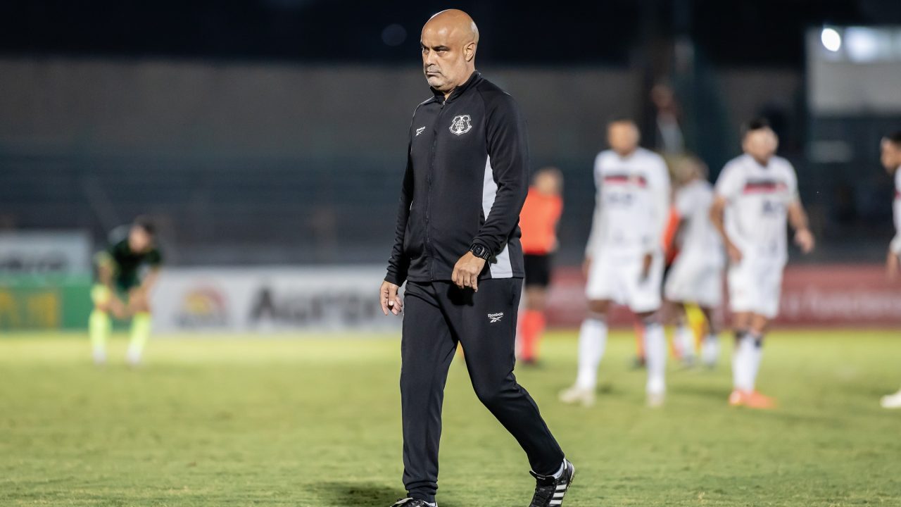 Técnico do Santa Cruz vê maturidade e competitividade no empate contra o Maringá
