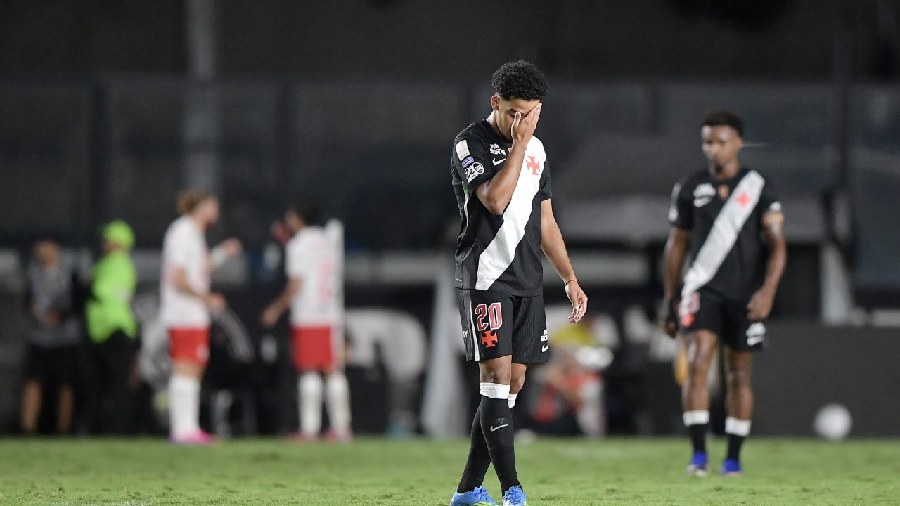 Vasco prepara segunda janela de transferências para corrigir rota com reforços de 2026