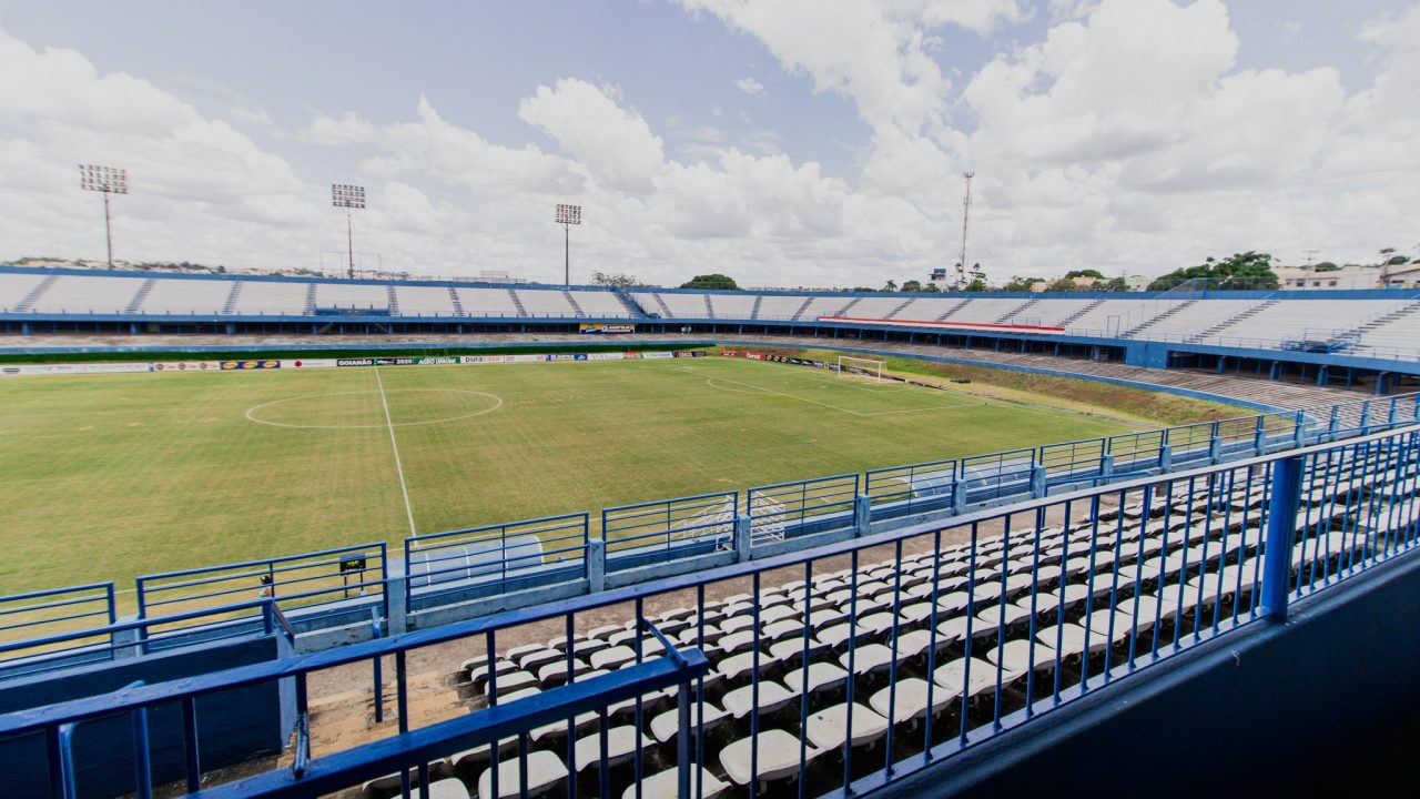 Anápolis e Rio Branco-ES se enfrentam na ida das finais da Copa Centro-Oeste