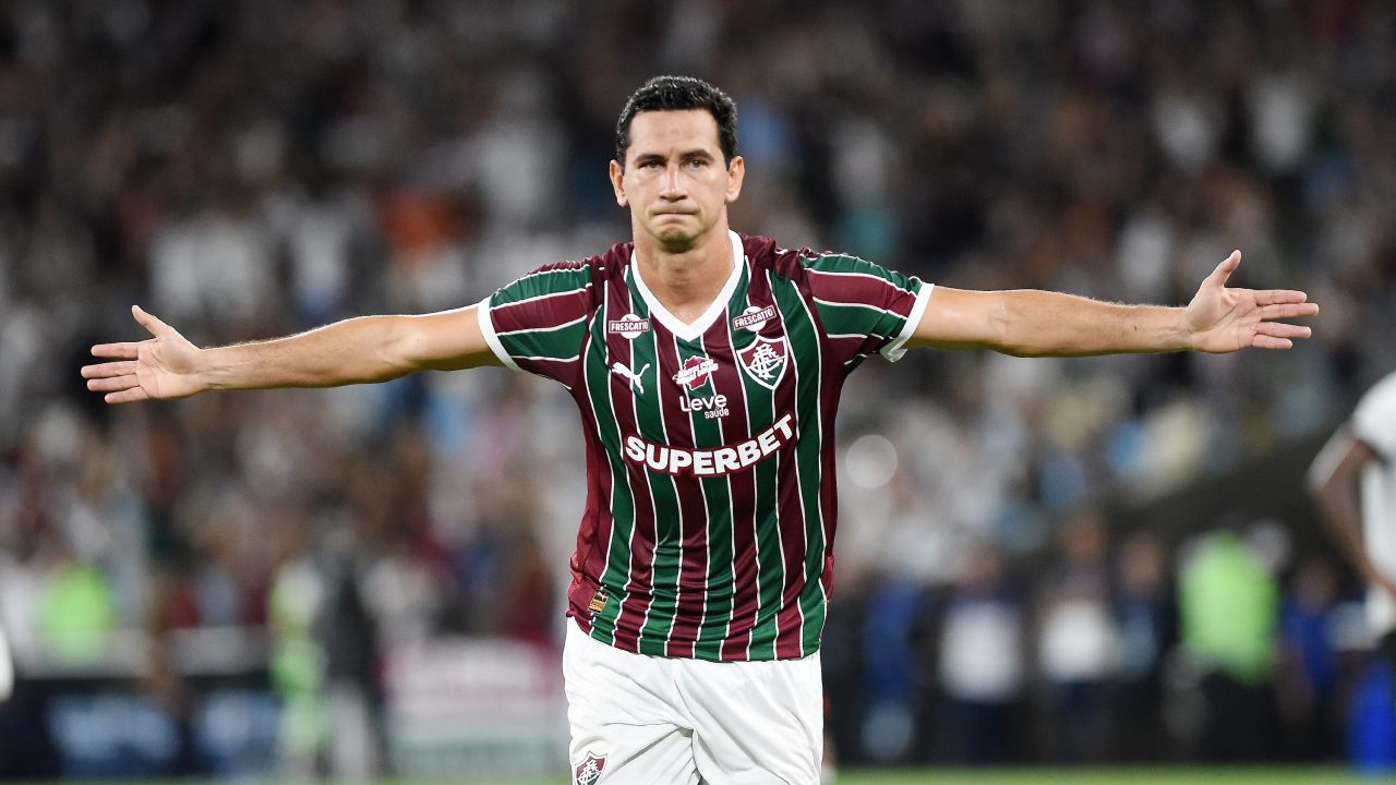 Ganso Deixa o Fluminense Após Pedido para Não Jogar no Brasileiro e Desagrado com Nota Oficial