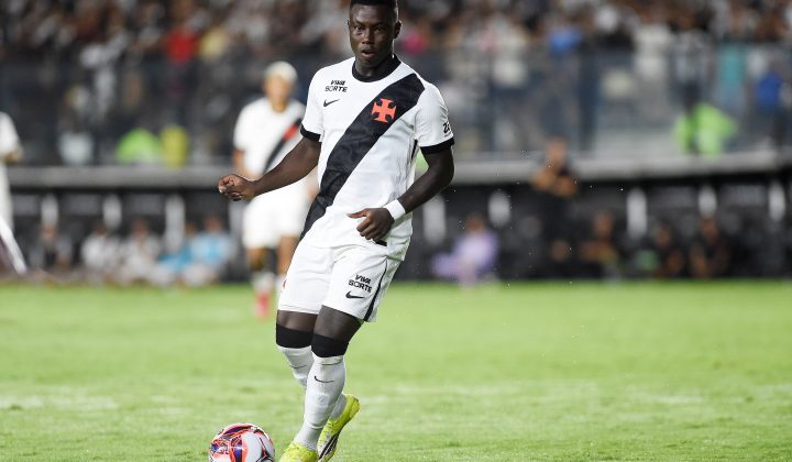 Vasco: Entenda as regras do limite de jogos e quem pode sair do clube