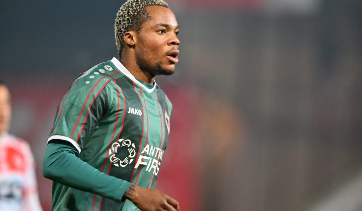 Jovem jogador nigeriano Victor Udoh morre aos 21 anos com suspeita de intoxicação alimentar