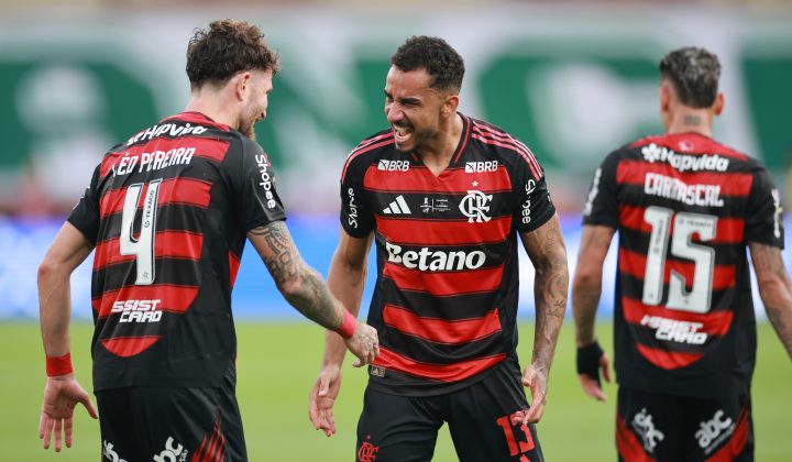 Flamengo negocia com a CBF para adiar jogo contra o Coritiba devido a desfalques antes da Copa do Mundo