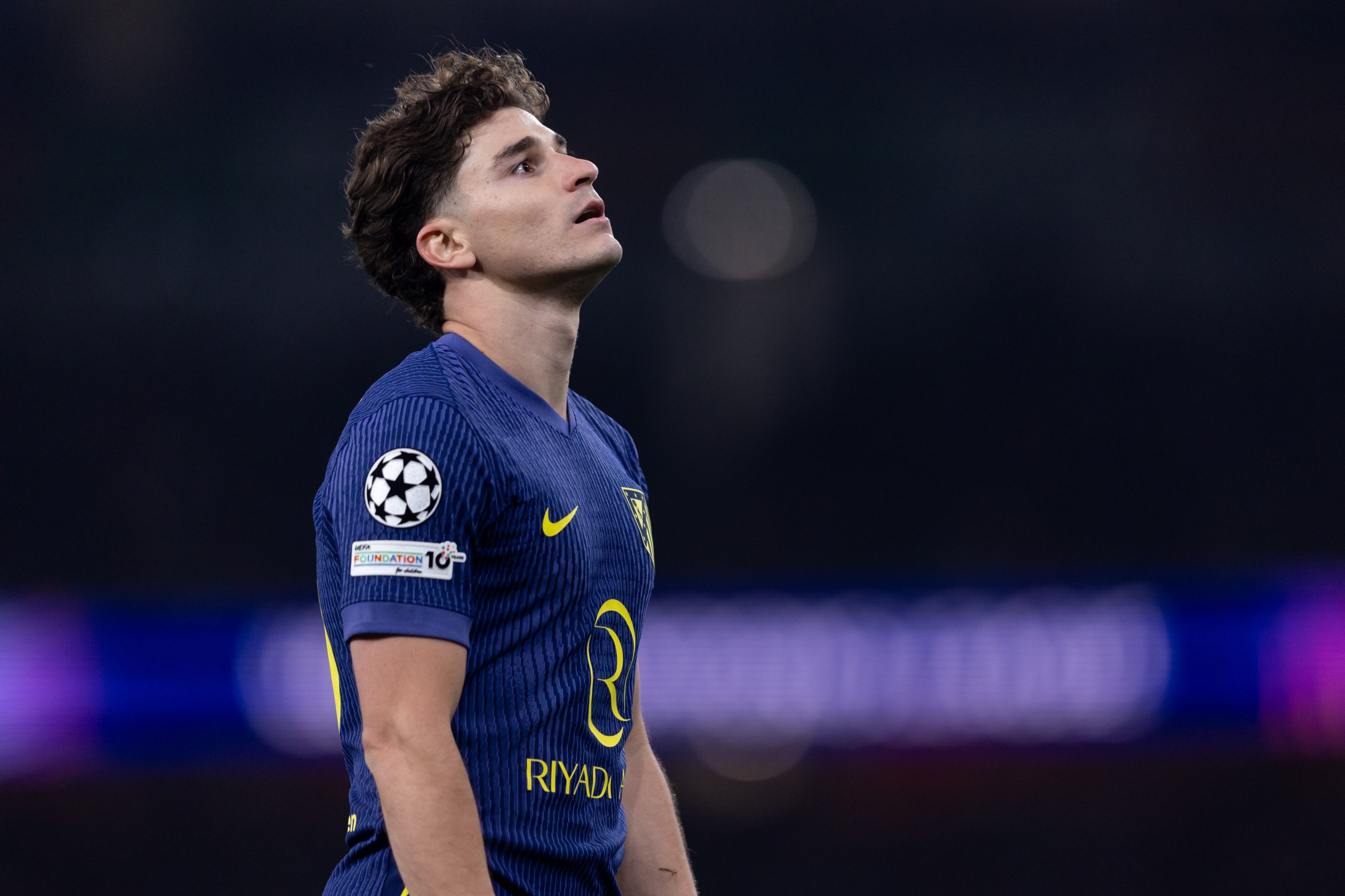 Julián Álvarez em ação pelo Atlético de Madrid.