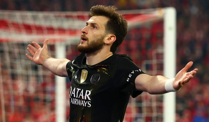 Kvaratskhelia: Do Fuga da Guerra à Estrela do PSG na Champions League