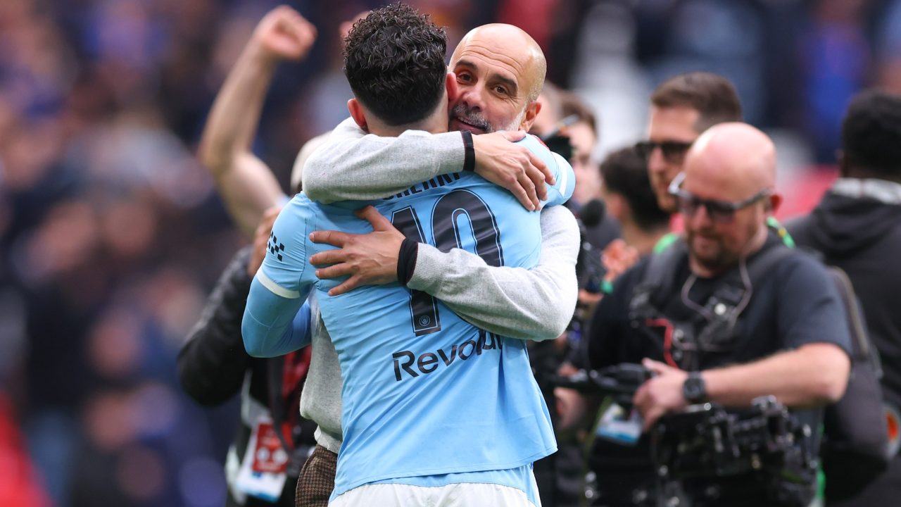 Arsenal pode ser campeão inglês nesta terça-feira sem entrar em campo