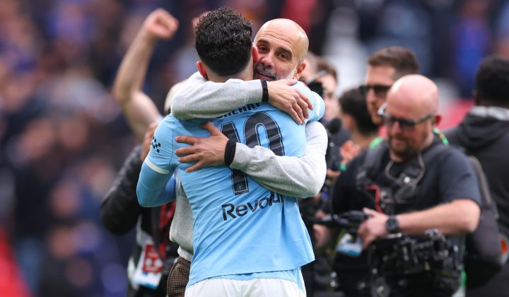 Arsenal pode ser campeão inglês nesta terça-feira sem entrar em campo