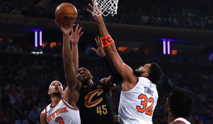 Knicks Vencem Cavaliers na Prorrogação no Jogo 1 da Final da Conferência Leste da NBA