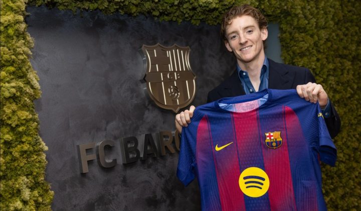 Anthony Gordon chega ao Barcelona e se compara a Raphinha: “Intensidade, velocidade e técnica
