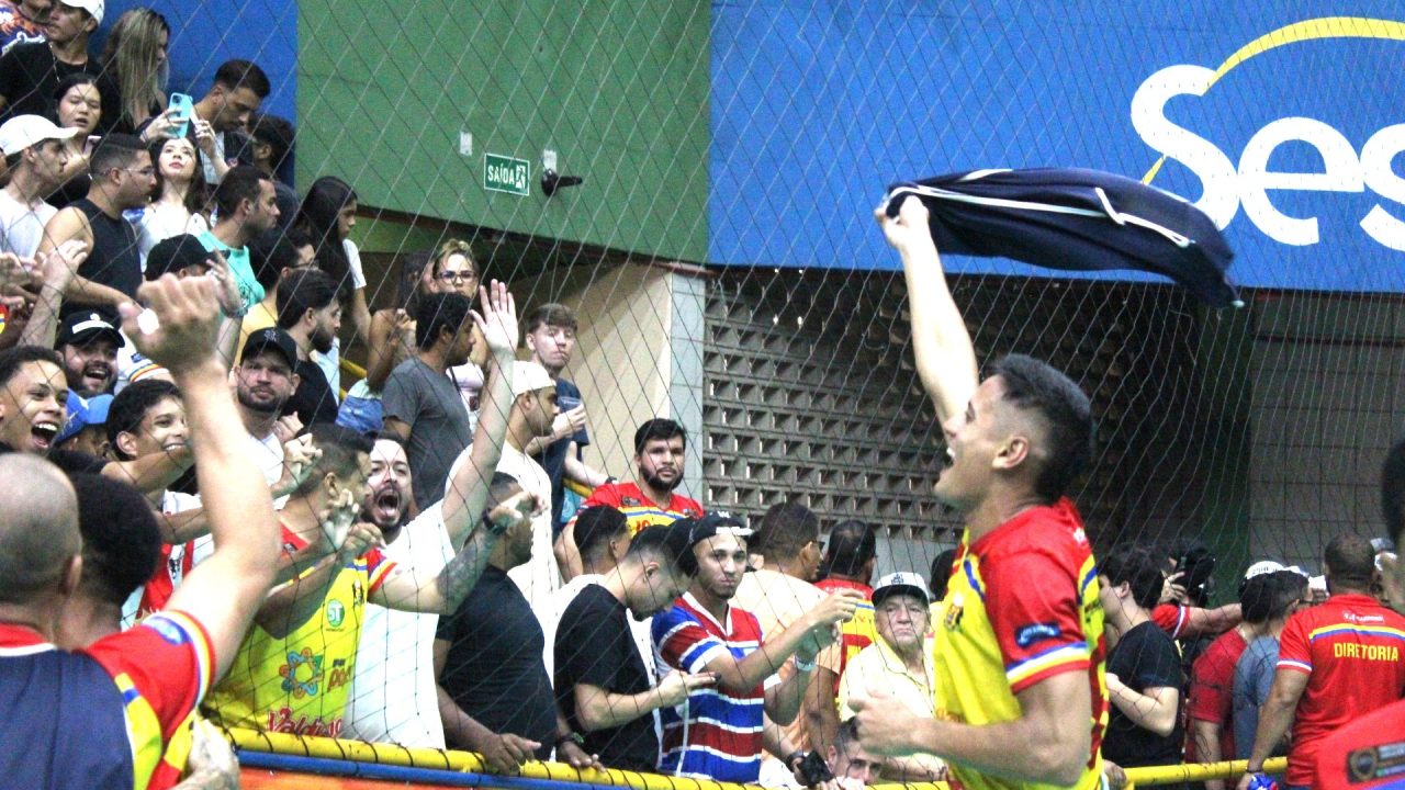 Cabrobó Vence Casa Nova em Jogo Eletrizante e Garante Vaga na Final da Copa TV Grande Rio de Futsal