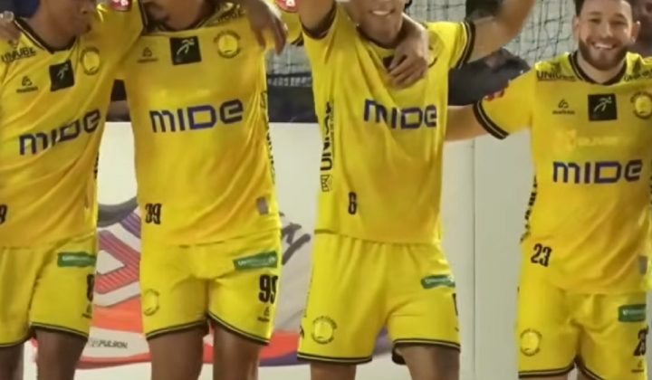 Praia Clube goleia Marreco e mantém liderança na Liga Nacional de Futsal