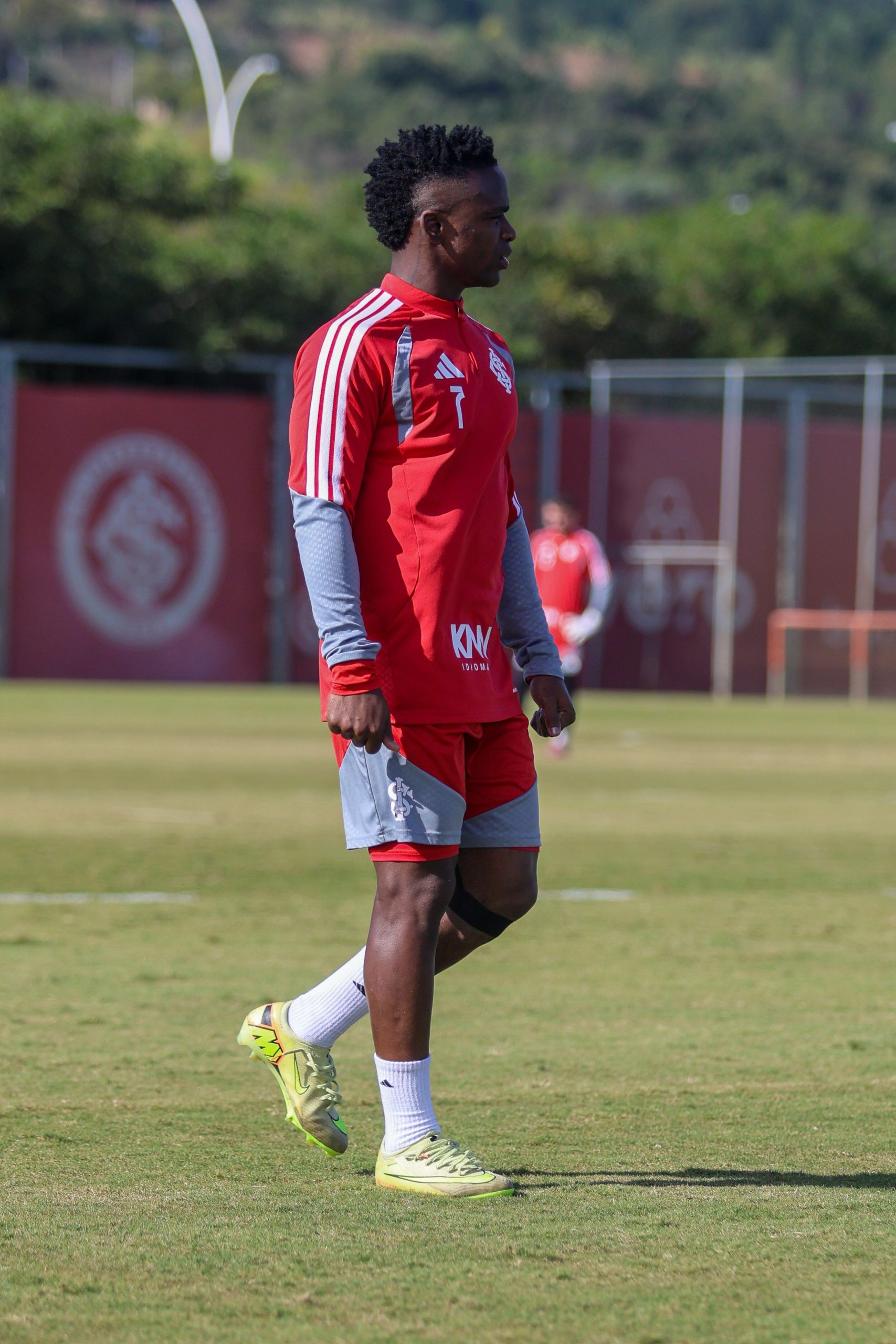 Paulo Pezzolano, técnico do Internacional, durante coletiva de imprensa.