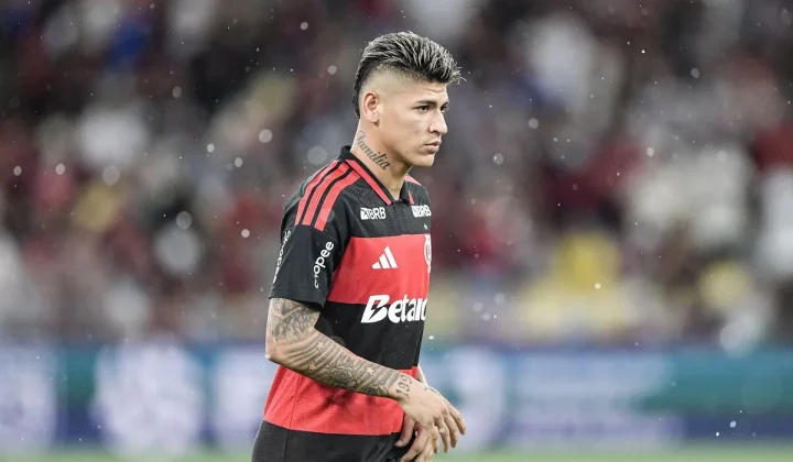 Carrascal sinaliza saída do Flamengo e clube busca propostas após o Mundial