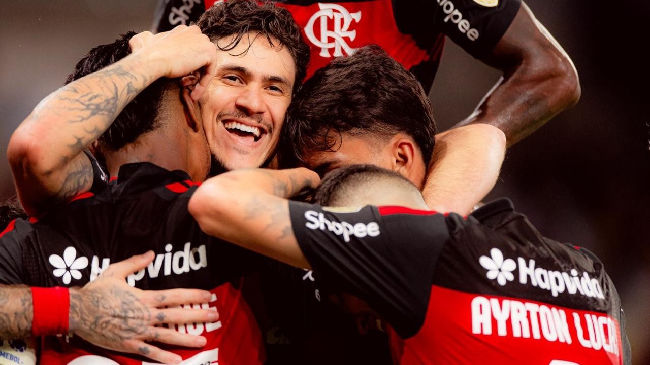 Flamengo Vence Estudiantes na Libertadores e Ganha Moral para Clássico Contra o Palmeiras