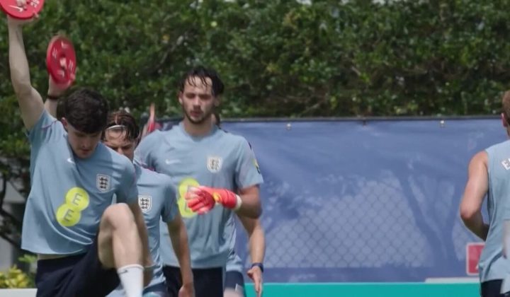 A seleção da Inglaterra foi impedida de realizar seus treinos em campos específicos no complexo Gardens North County District Park, em Palm
