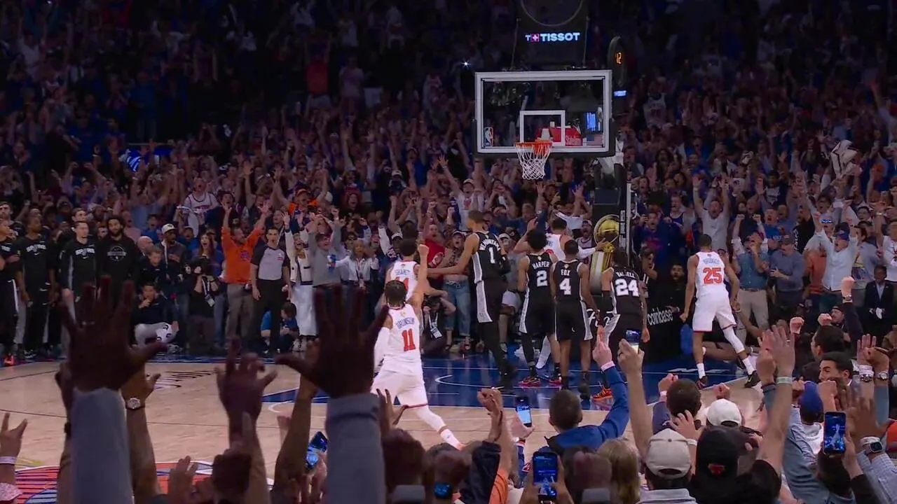 Brasileiros celebram título da NBA dos Knicks em Nova York