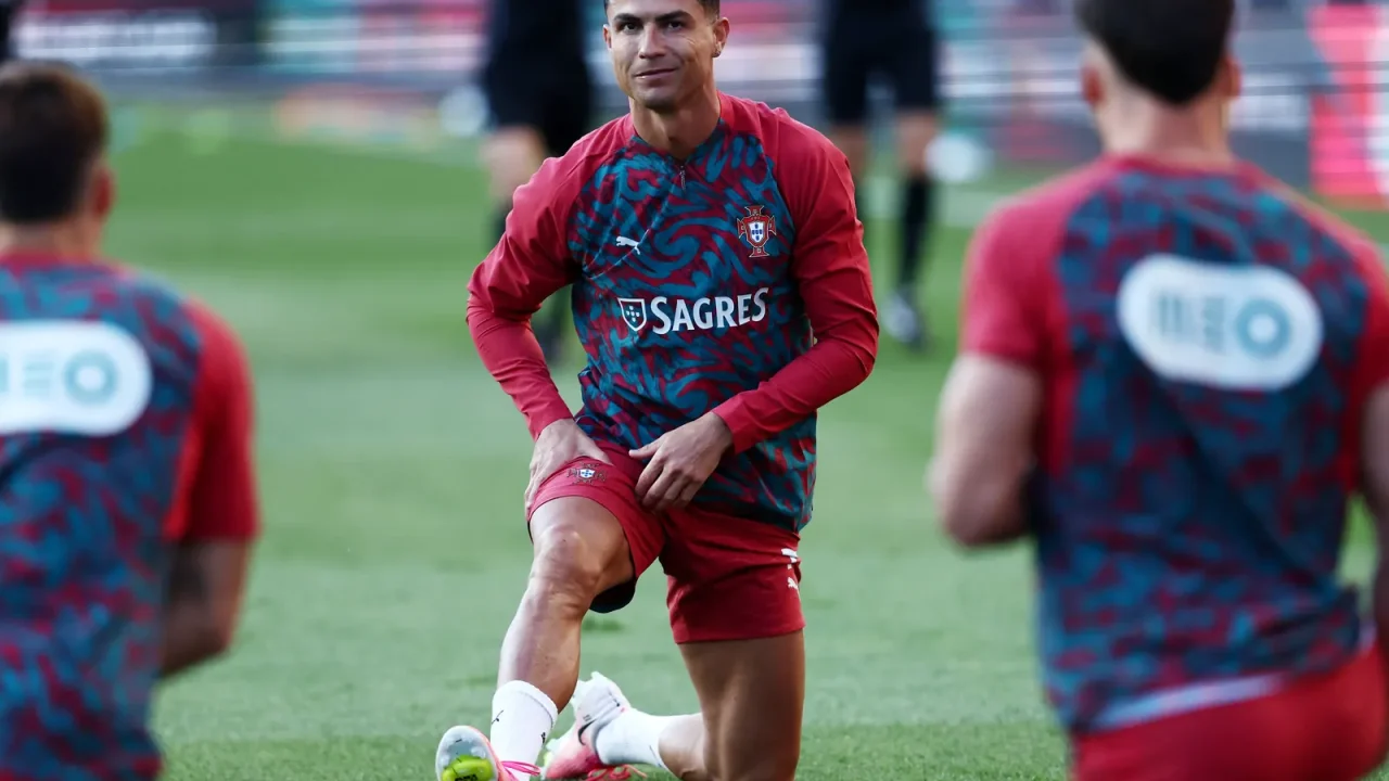 Aos 41 anos, Cristiano Ronaldo embarca em sua jornada final em Copas do Mundo. A estreia de Portugal no Mundial dos Estados Unidos, México e