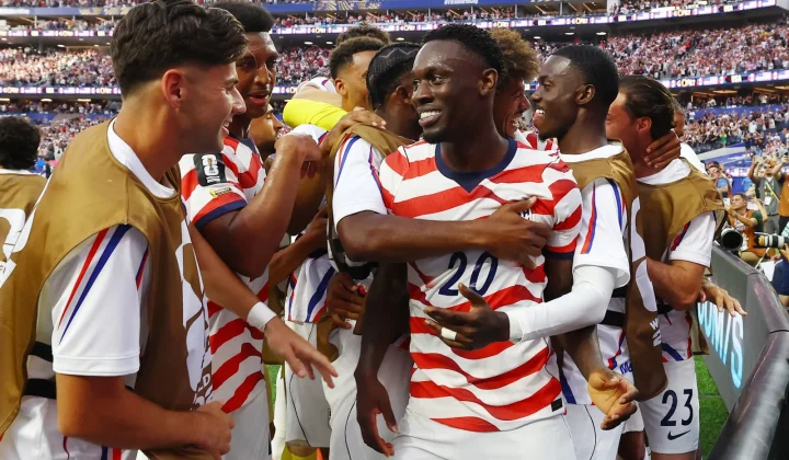 Camisas de Folarin Balogun esgotam após hat-trick na estreia da Copa do Mundo