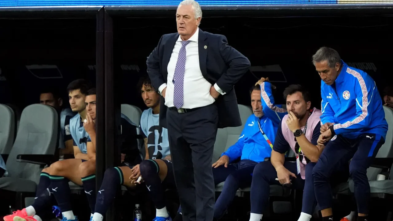 Técnico do Paraguai lamenta superioridade dos EUA em todos os aspectos após goleada na Copa do Mundo