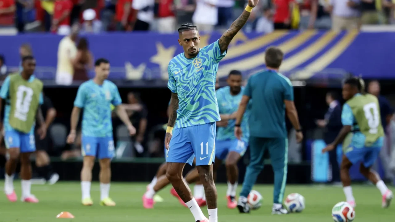 Al Hilal faz nova investida por Raphinha, mas jogador foca na Copa do Mundo