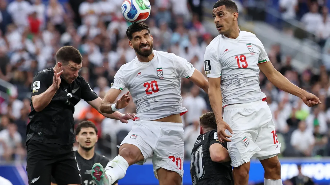 Estrela do Irã critica tratamento nos EUA na Copa do Mundo e pede ajuda à Fifa