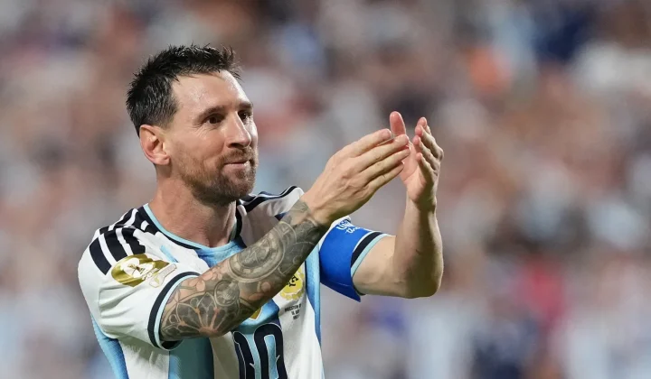 Argentina reitera força em estreia na Copa do Mundo, com Messi brilhando