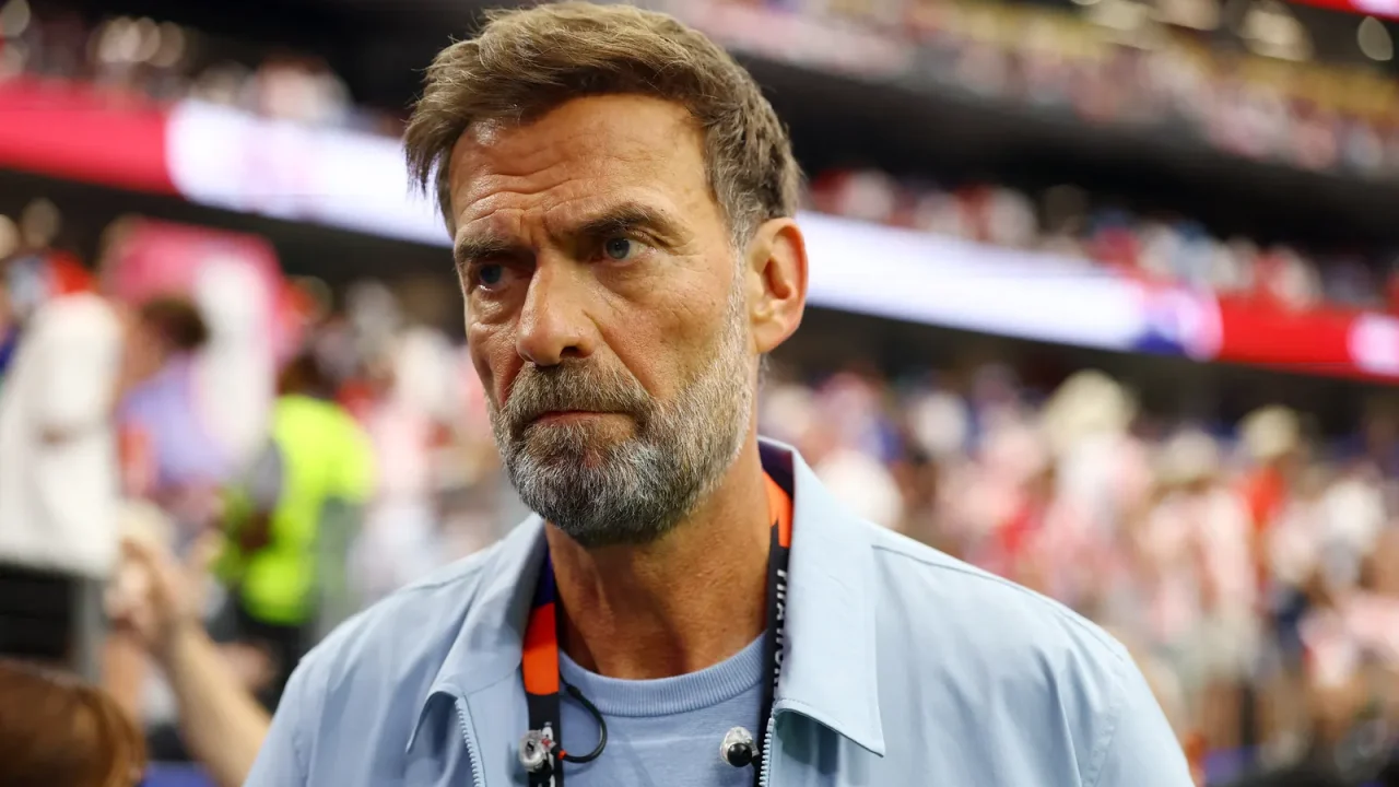 Klopp desconversa sobre comando da Alemanha após eliminação na Copa