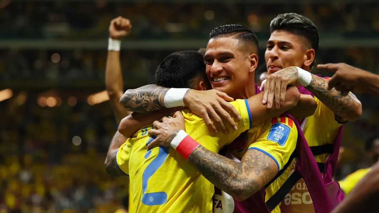Colômbia avança à segunda fase da Copa do Mundo com atuação elogiada pela imprensa internacional