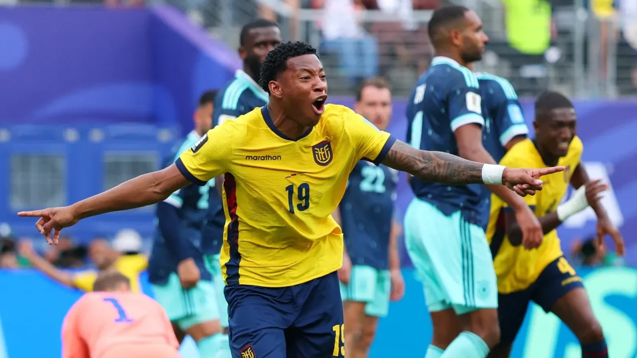 A Copa do Mundo de 2026 segue com forte representatividade do futebol brasileiro na segunda fase. Dos 32 convocados que atuam em clubes do p