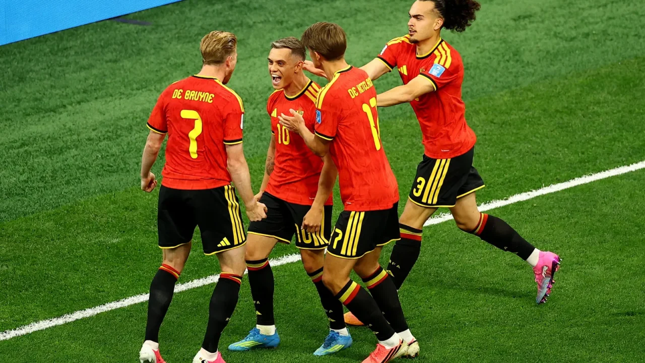 Técnico da Bélgica exalta Leandro Trossard após goleada na Copa do Mundo