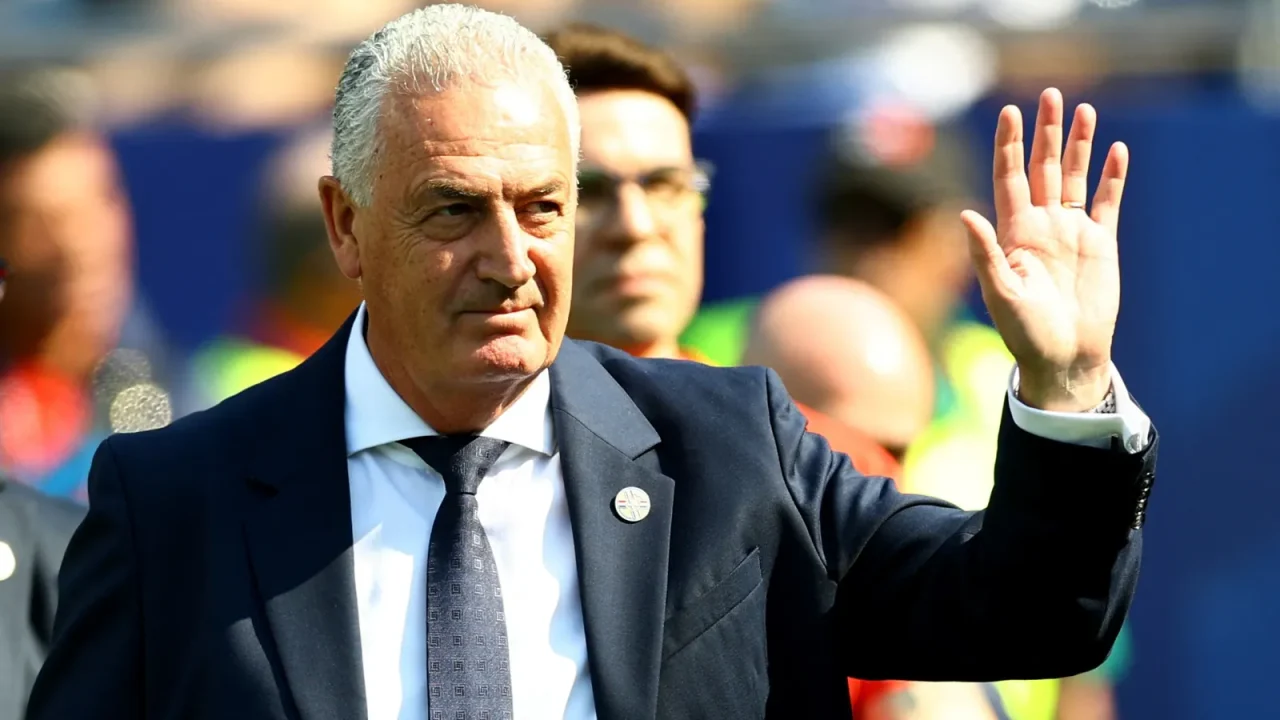 Gustavo Alfaro: O “caçador de utopias” que levou o Paraguai às oitavas da Copa do Mundo