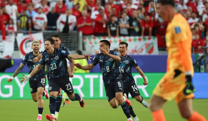 Gol relâmpago e resiliência definem vitória paraguaia