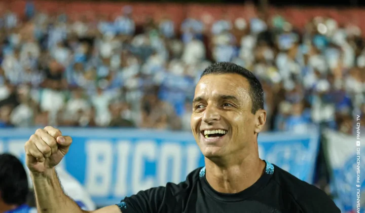 Júnior Rocha elogia volume ofensivo do Paysandu em vitória e define meta de pontos
