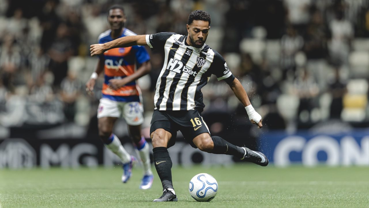 Renan Lodi: A Virada de Chave do Drama na Arábia Saudita ao Pilar do Atlético-MG