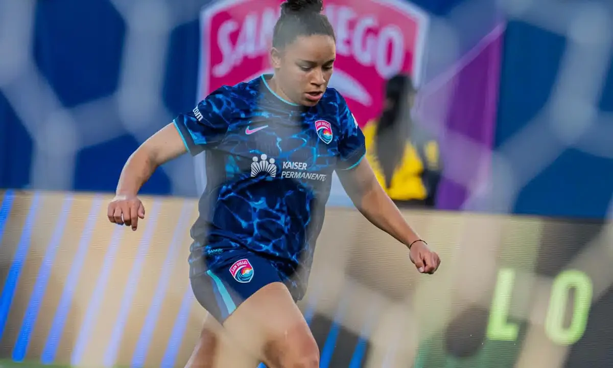 Dudinha Abre Vitória do San Diego Wave Antes de Se Apresentar à Seleção Brasileira