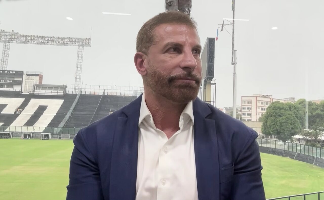 Pedrinho, presidente do Vasco da Gama, em entrevista coletiva