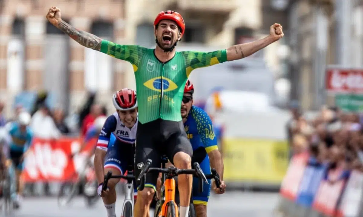 Lauro Chaman domina abertura da Copa Brasil de Paraciclismo com vitórias em Brusque