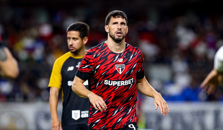 São Paulo enfrenta risco de perder sete jogadores por pré-contrato a partir de julho