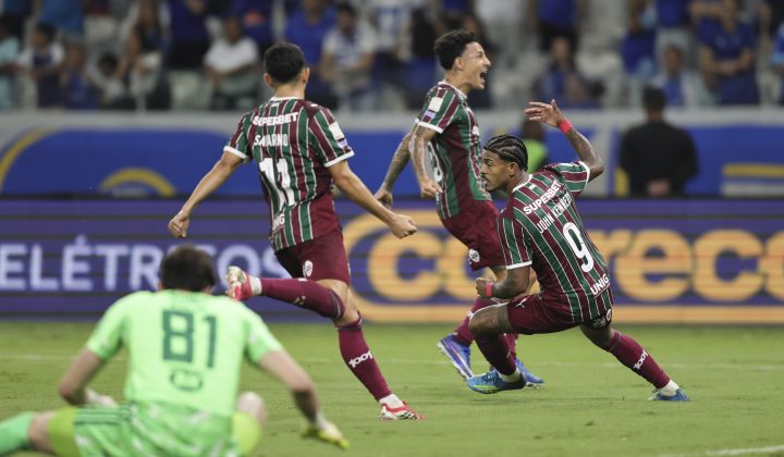 Fluminense mostra nova estratégia e lamenta azar em empate com Cruzeiro